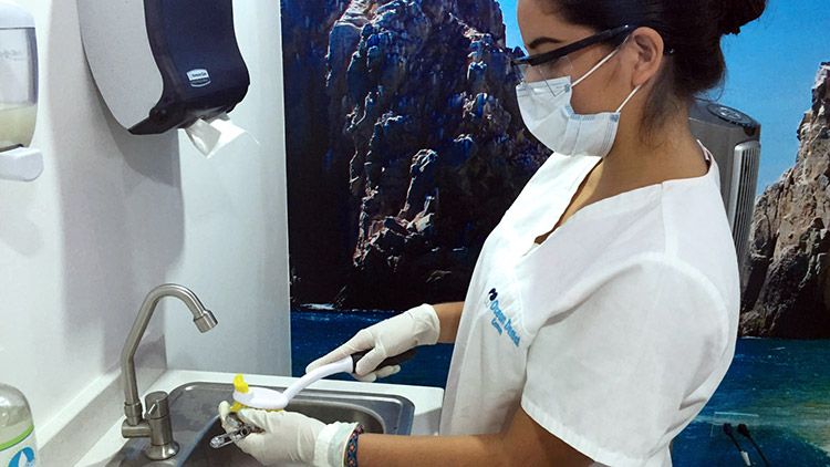 cleaning surgical and non-surgical instruments CDS