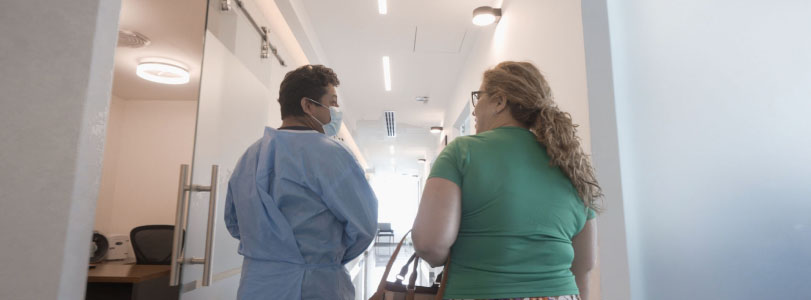 doctor cds patient talking